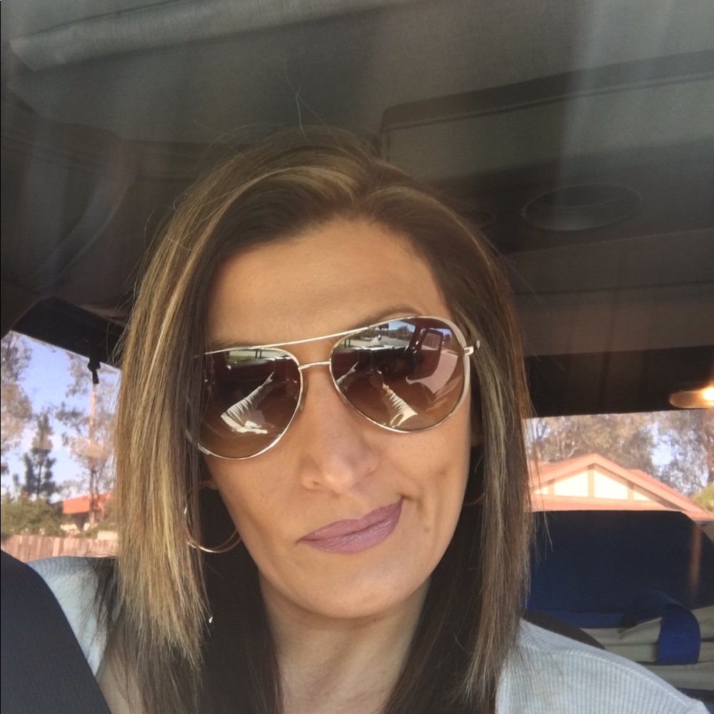 Meet your Posher, Rania